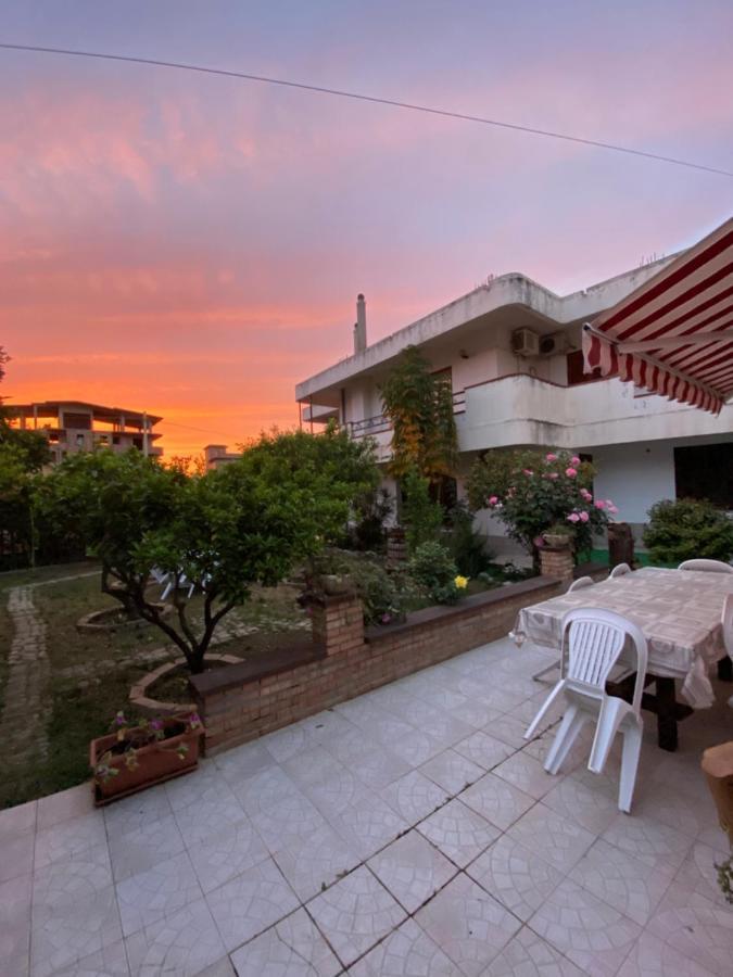 Villa Franca Reggio di Calabria Exteriör bild